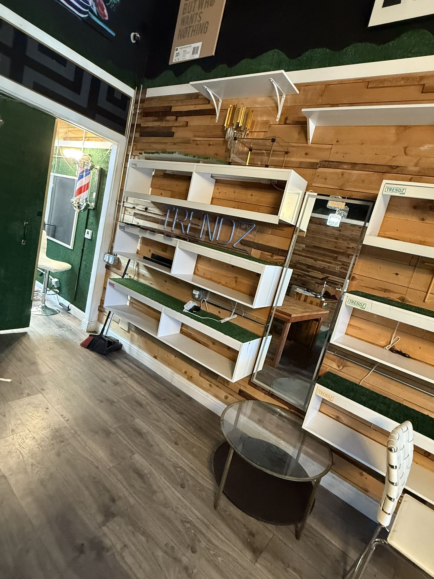 STORE CLOSING , FURNITURE FOR SALE ! 