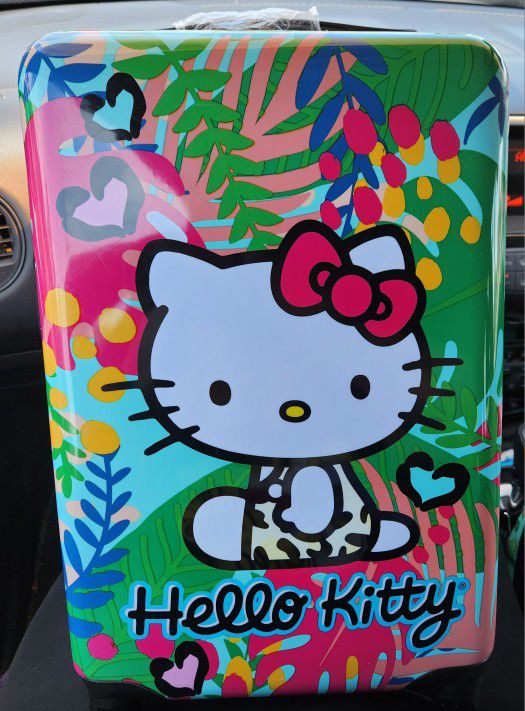 Hello Kitty Jungle Suitcase 