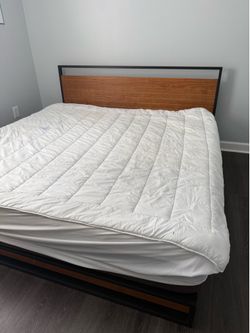 Frame + Mattress low profile CALI KING - so good