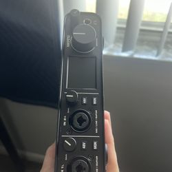 MOTU M2 INTERFACE - NEED GONE ASAP! ONE DEFECT READ DESCRIPTION