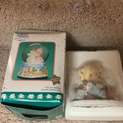 Precious Moments Christmas Globe And Home/cat Figure