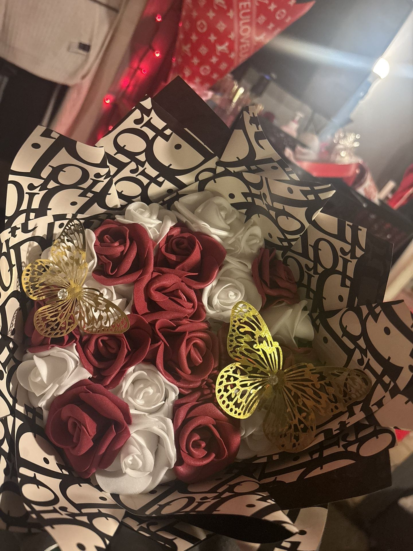 25 count forever roses ✨