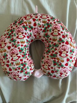 Strawberry shortcake neck pillow