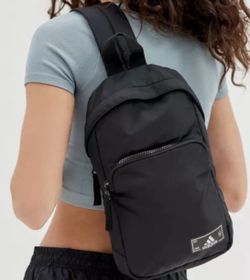 Adidas ESSENTIALS SLING CROSSBODY BAG