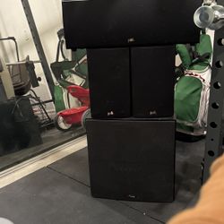 Polk Audio T15. Sub, Center And 2 Shelf 