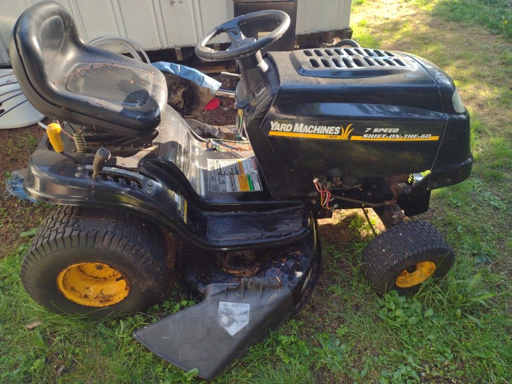 MTD Riding Lawn Mower 42" for Sale in Oak Harbor, WA OfferUp