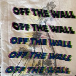 Men’s Van’s T In Small