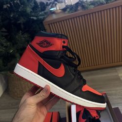Jordan 1 Satin 