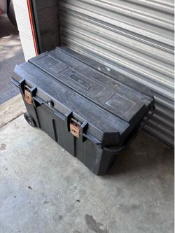 Large tool box with 2 wheeler
