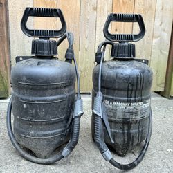 Pair of 2 RL FLOMASTER SRAYERS —DECK / PATIO 1992 & WOOD / MASONRY SPRAYER 1992DM (2 GAL) 