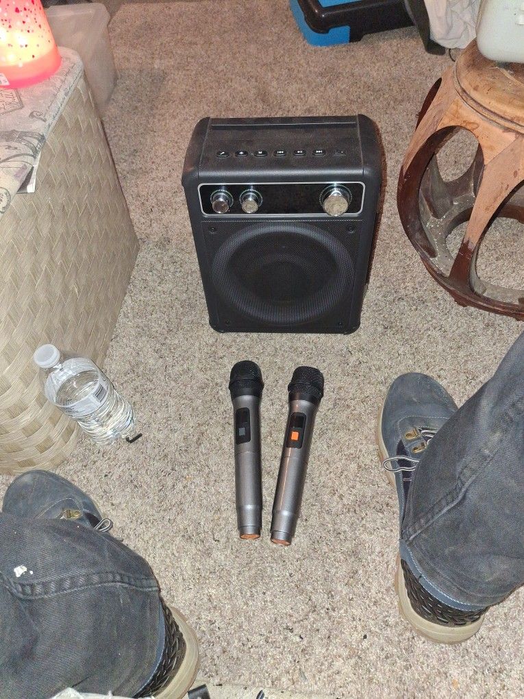 Karaoke Machine