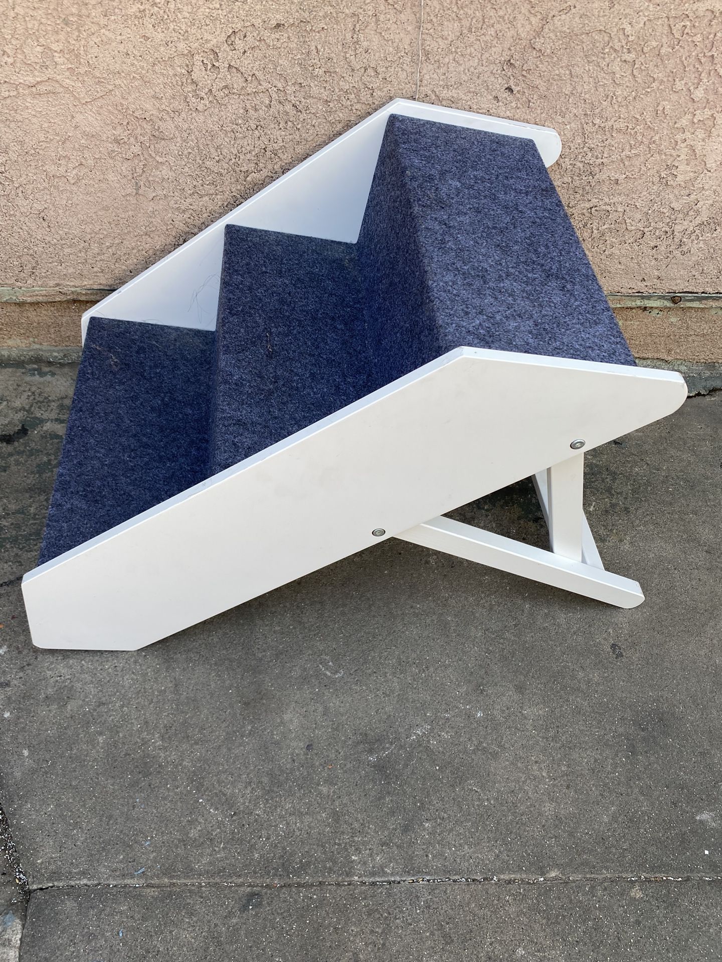 Pet Ladder