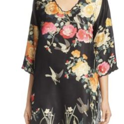 Johnny Was Charlotte Rose Scalloped Silk Tunic. Size medium.