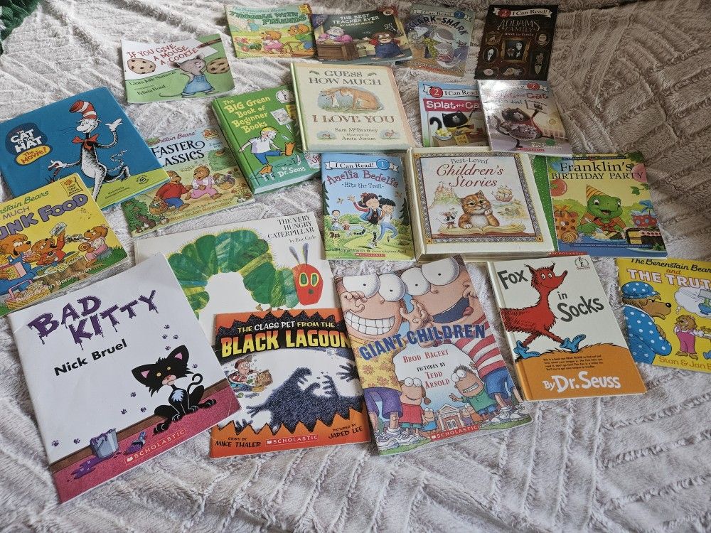 ❤️ Kids Book Lot ❤️  Over 20 Books❤️