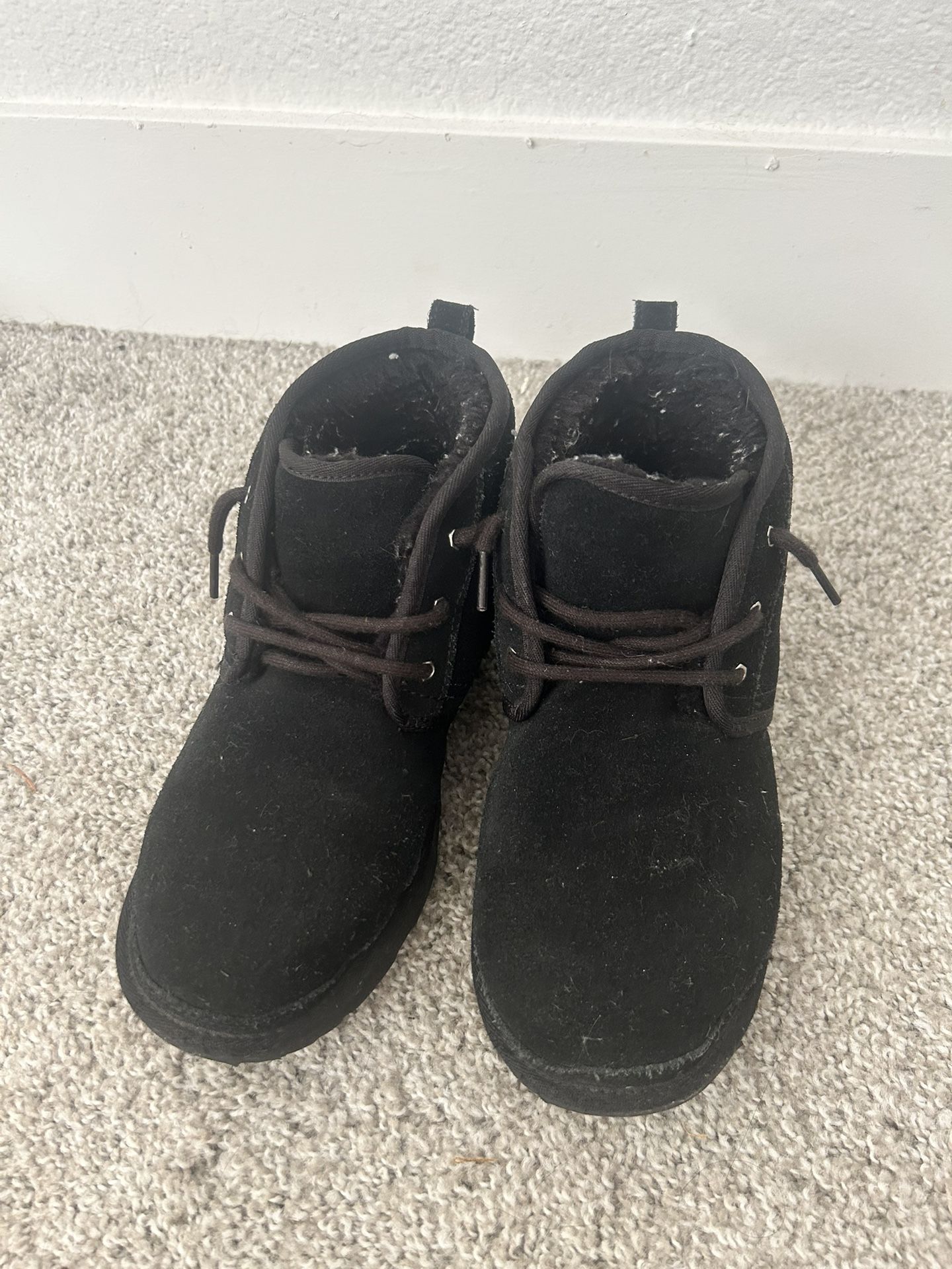 ugg neumel black size 6