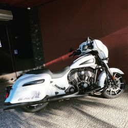 2019 Indian Chieftain Dark Horse