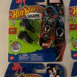 Hot Wheels Skate Finger Boards