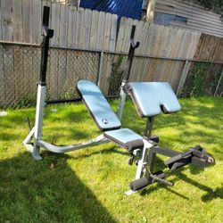 OLYMPIC BENCH AND SQUAT RACK  LEG EXTENSION  PREACHER PAD H-53" X W-43"
11525 S HALSTED dunkin donuts/ 7111.S WESTERN WALGREENS. DELIVERY AVAILABLE  $