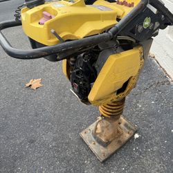 Bomag Bt60 jumping jack compactor (Saltarin Compactador De Concreto)