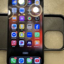 All parts are original nothing has ever been replaced battery capacity at 90% 
