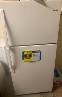 18.2 cu. ft. Top Freezer Refrigerator

