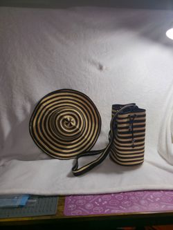 This beautiful Colombian artisan set can be sold together as a coordinated set or individually.
Option 1: Sell as a Matching Set (Recommended)
Title