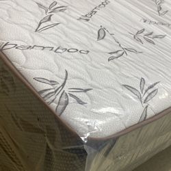 ⚜️NEW KING SIZE DOUBLE SIDED DELUXE  MATTRESS W. BOXSPRING INCLUDED ⚜️           🔥 SAVE BIG 🔥