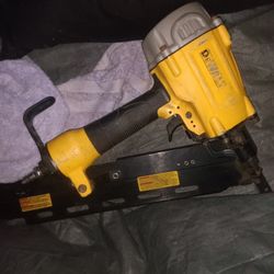 DeWalt pneumatic roofing nailer 