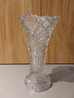Vintage Hobstar Flared Vase