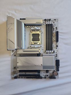 B650 Aorus Elite AX Ice - GIGABYTE