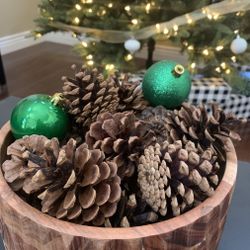 Pinecones Winter Decor Farmhouse Woodland Wedding Christmas