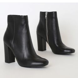 Steve Madden Pixie Black Leather Bootie