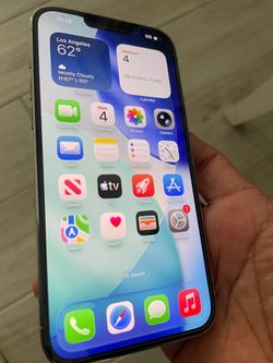iPhone 13 Pro Max 526gb working excellent. Factory unlocked