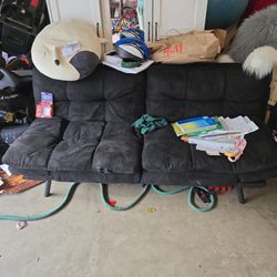 Black Futon