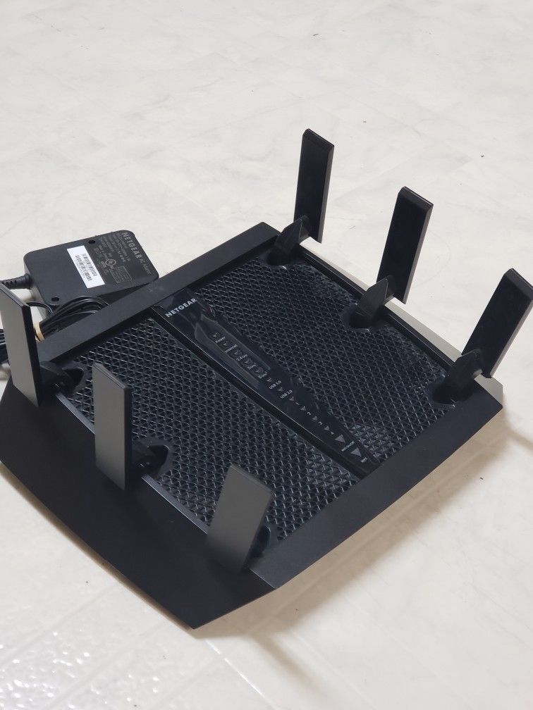 Netgear Nighthawk X6S Router As New!