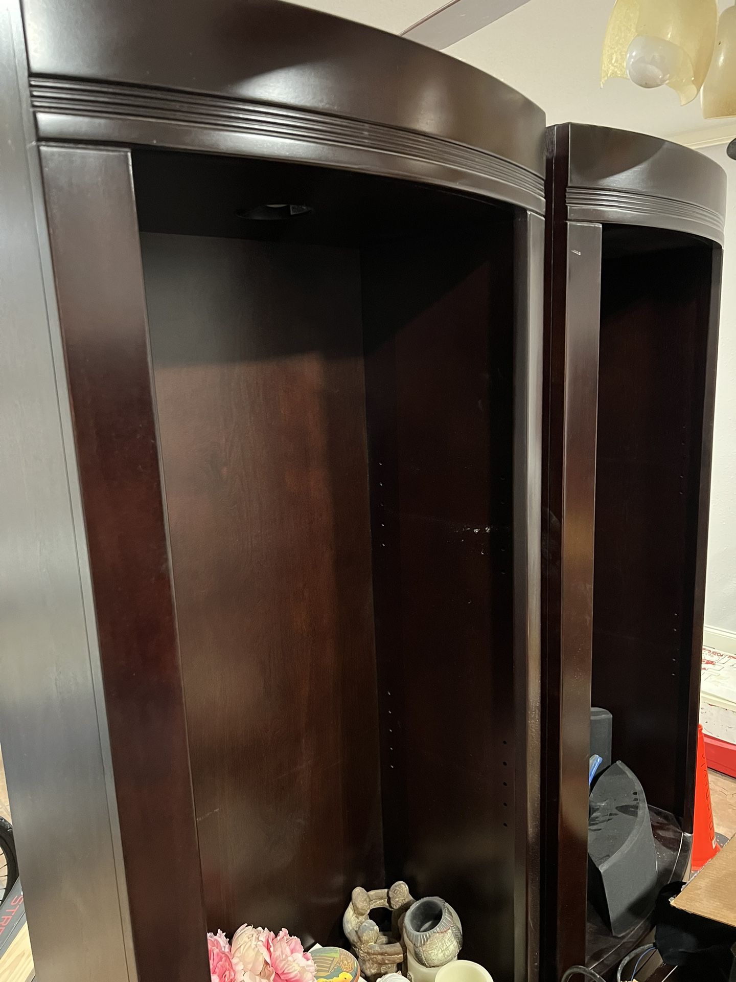 2 Entertainment Center Shelfs