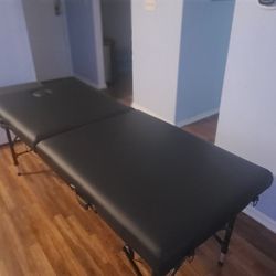 Massage Table 