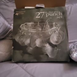 HOLIDAY TIME 27PE CLEAR GLASS SET 