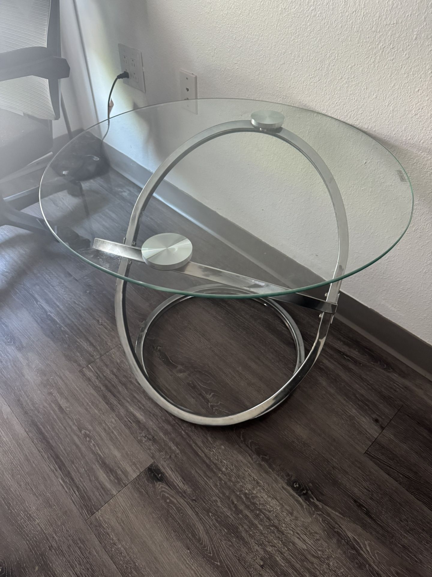 Tables & barstool