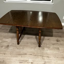 Dining (Foldable)Table for 4-6 Kitchen Table with Wood Sintered Table Top.