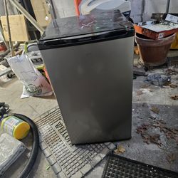 Mini Refrigerator 