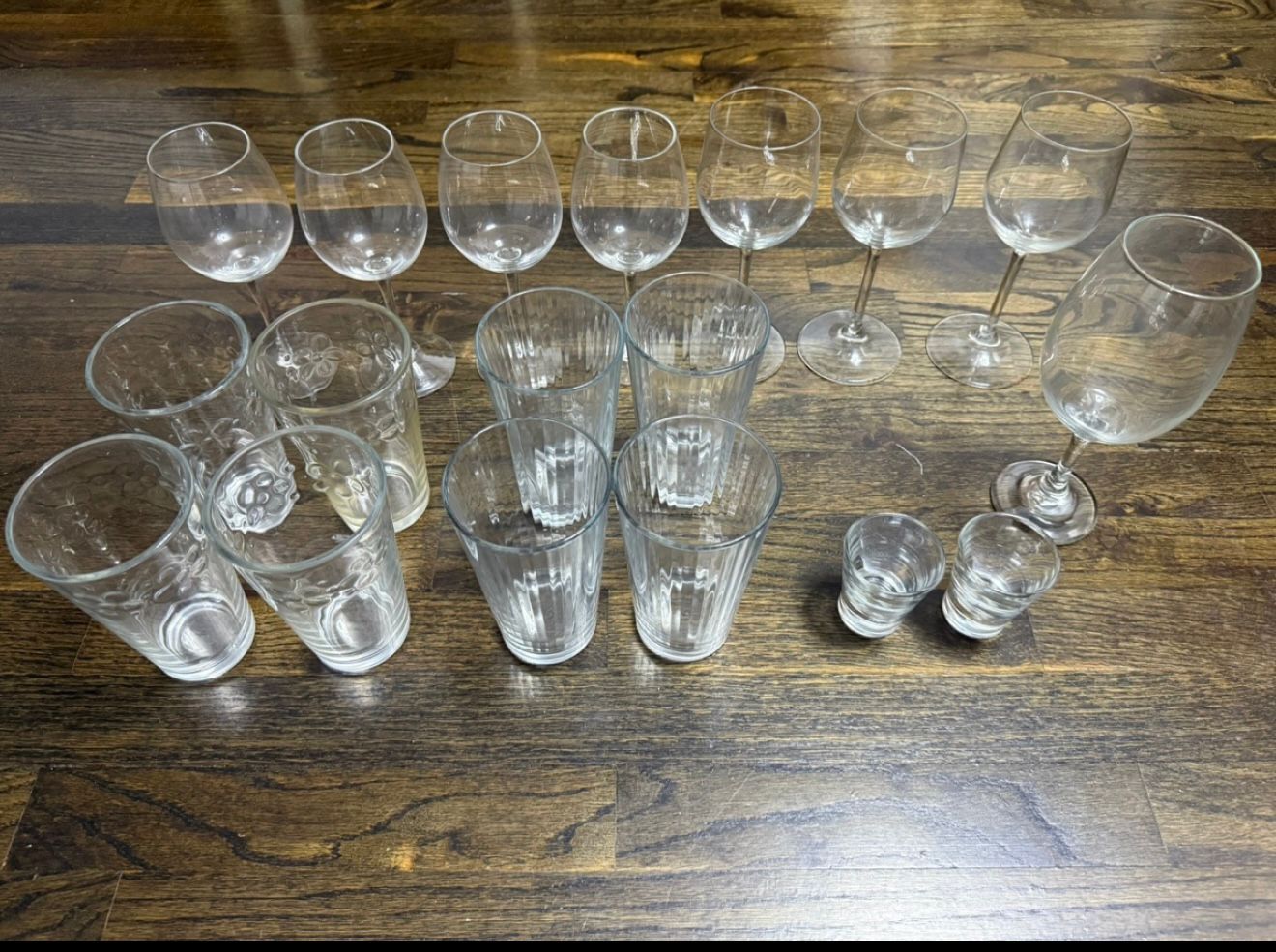 Wine Glass Set