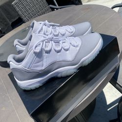Jordan 11 Low “Cement Grey”