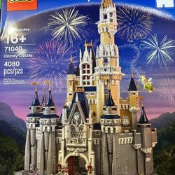LEGO DISNEY CASTLE "RETIRED" SET #71040