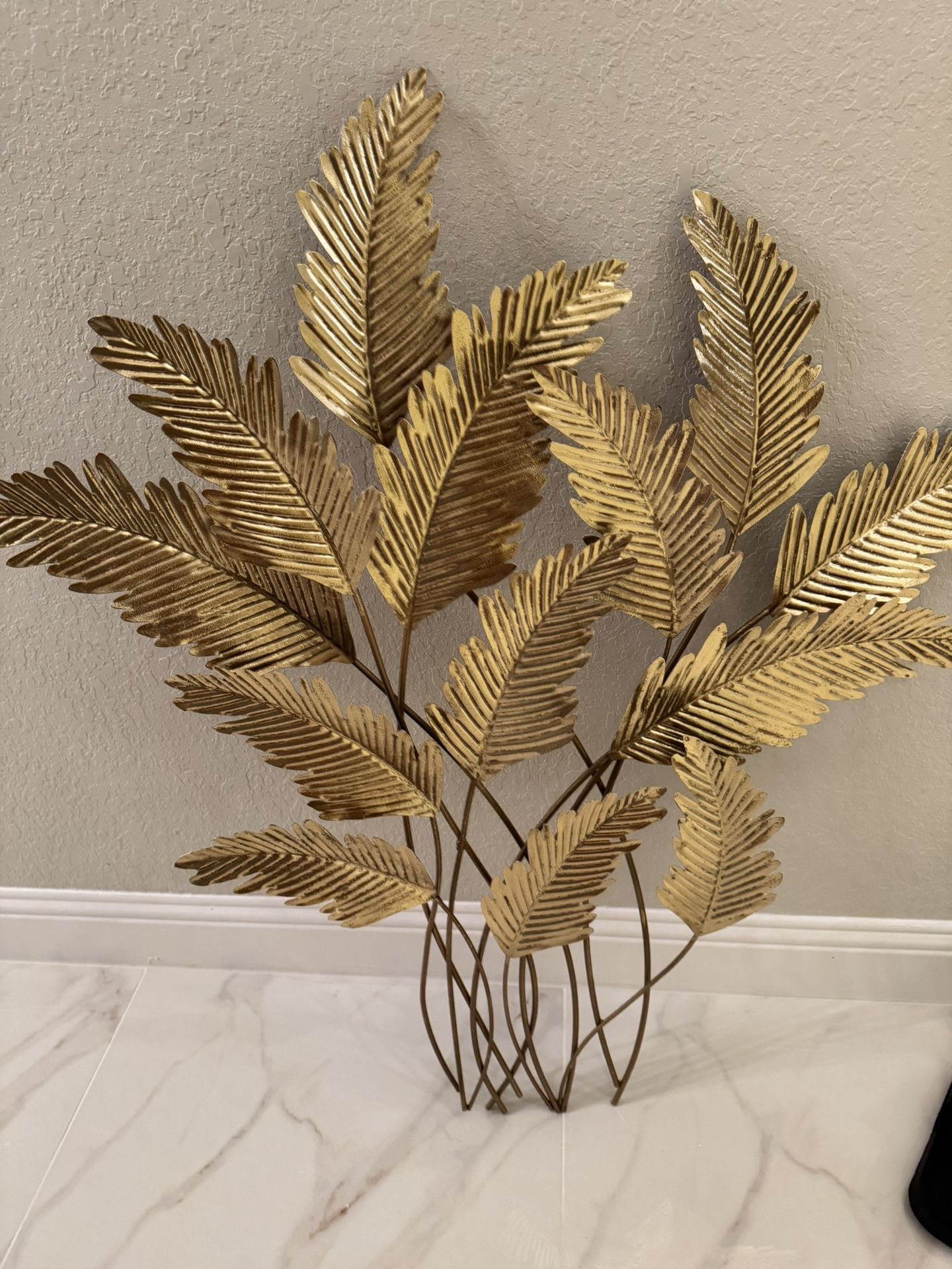 Metal Wall decor gold leaves