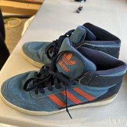 Adidas Men’s Shoes Size 9.5
