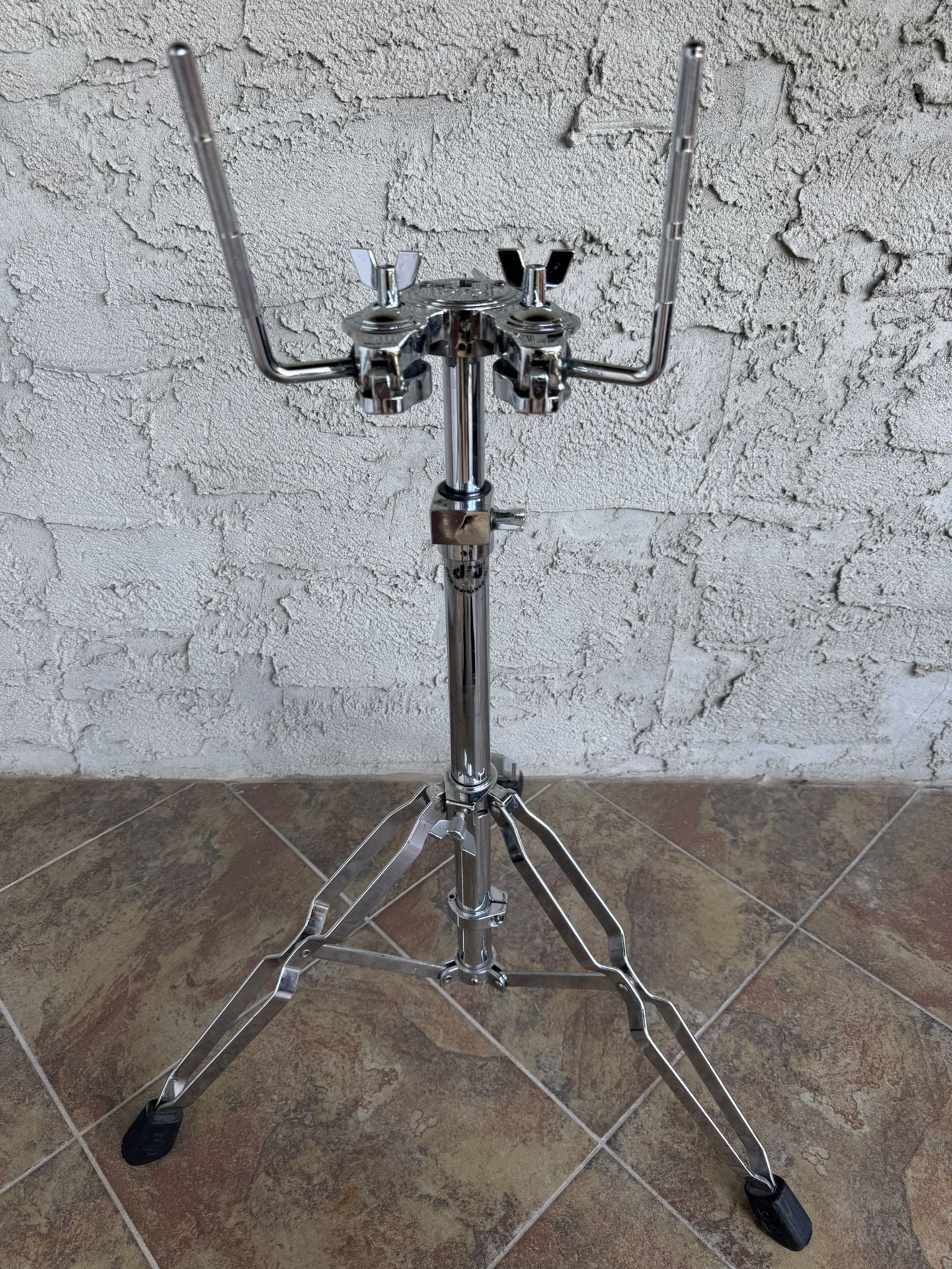DW DWCP9900 Heavy-Duty Double Tom Stand