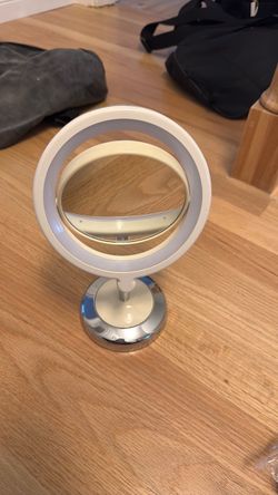 Vanity Makeup Mirror