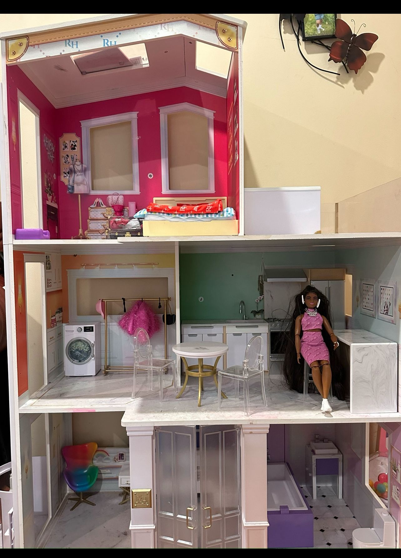 Rainbow high dollhouse