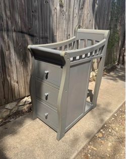 Changing Table